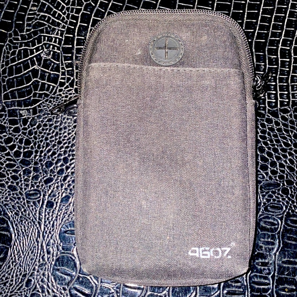 Perfect purse for your phone